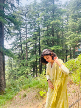 Aarti, 20, India