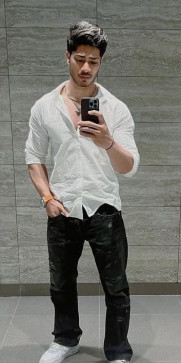 Sarang Singhania, 24, India