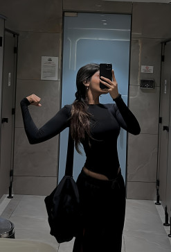 Isha, 25, India