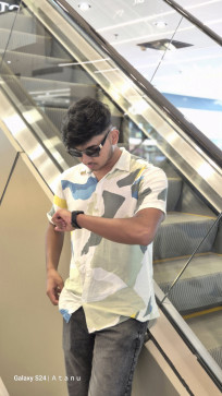 Ayan Bhowmik, 23, India