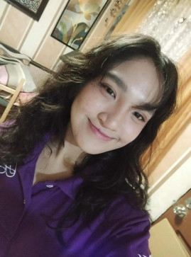 Miniae, 21, Philippines