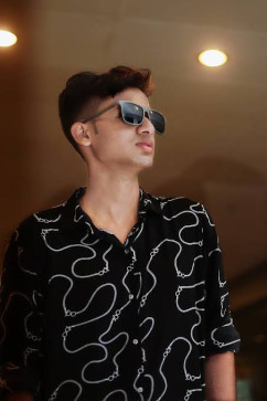 Ashik, 20, India