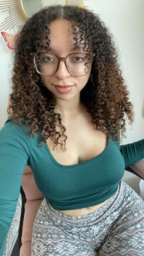 Nancy Esther, 28, United Kingdom