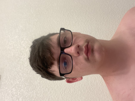 Jordan H, 18, United States