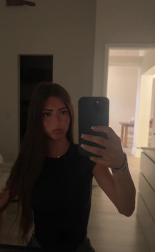 Jana, 19, United States