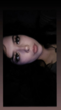 Madison Simon, 18, Canada
