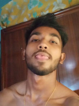 Hector Contigo, 22, India