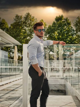 Aksh, 29, India