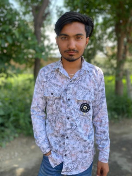 Vansh, 21, India