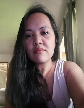 Catholichix44, 44, Philippines