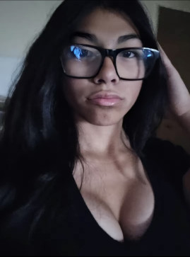 GiselleRandom, 18, United States