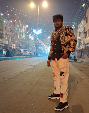 Rajiv Nirmalkar, 25, India