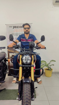 Sonu, 32, India