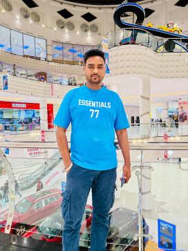 Rajesh, 28, Oman
