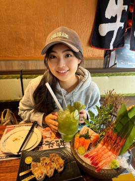 Av, 30, Philippines