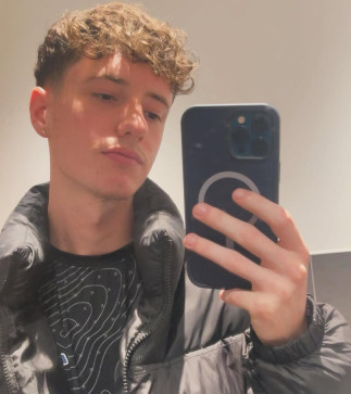 Zdenko, 18, Slovakia