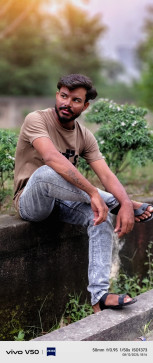 Idrish, 25, India