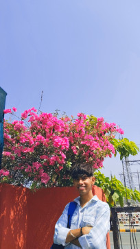 Vinit Prajapait, 20, India