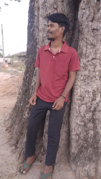 Jons, 26, India