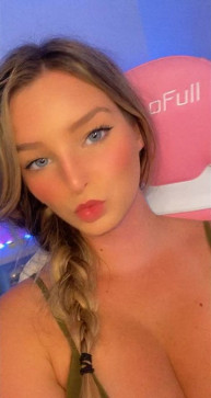 Lucy Vixen, 25, United States