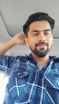 Adnan, 25, India