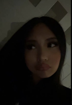 Lina, 18, Germany