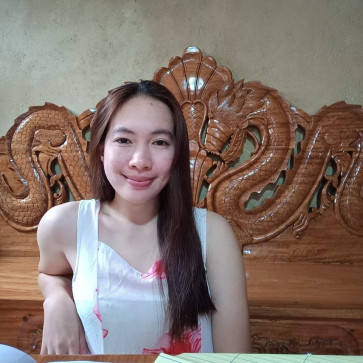 ROSE, 38, Philippines