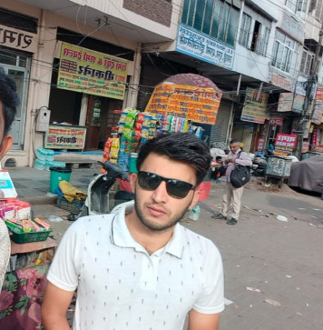M 25, 25, India