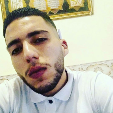 Frizou, 26, Tunisia