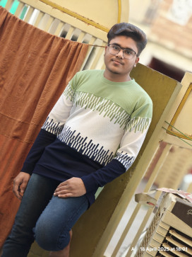 Mohsin, 18, India