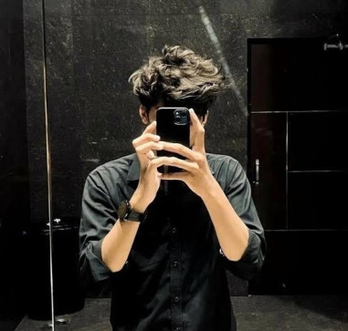 Oshinnn, 51, India