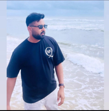 Goldi, 26, India
