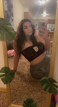 Emoly, 18, United States