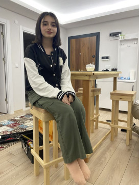 Berna, 18, Turkey