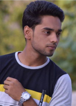 Maru, 19, India