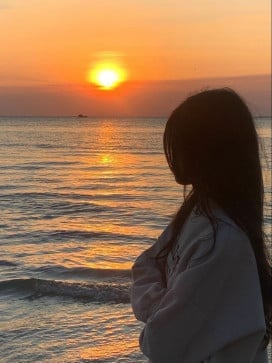 Ashley Kelly, 38, United States