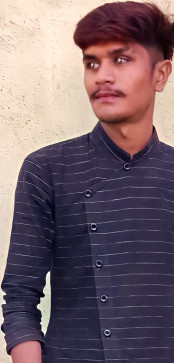Talaviya Sunil, 18, India