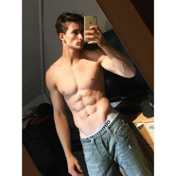 Danny, 18, India