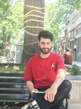 Kashmiri, 24, India