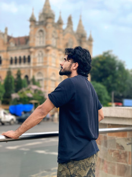 Jaan, 18, India
