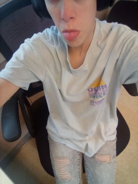 Cute_girl223, 19, United States