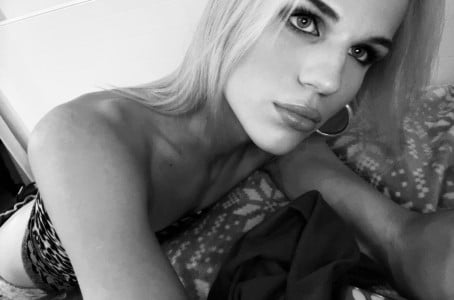 Yaz, 18, Latvia