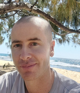 Neil, 34