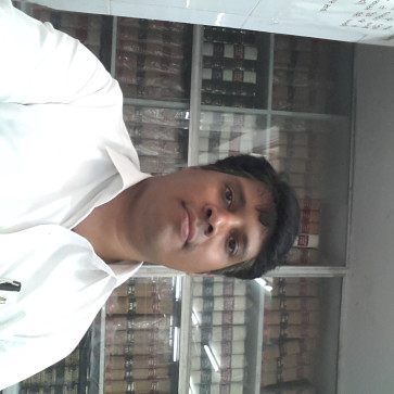Manoj Lushte, 43, India