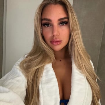 Camila, 37, United States