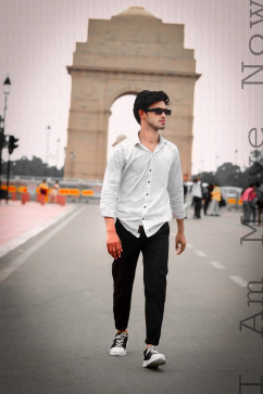 Akshat, 21, India