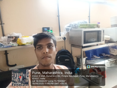 Rohan Mahto, 21, India