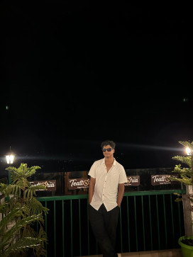 Daksh, 19, India