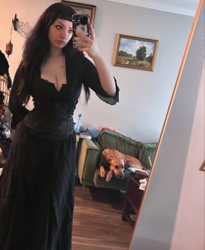 Rebeccascholes, 27, United States