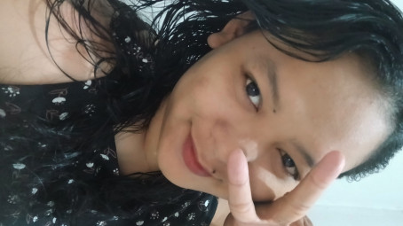 Romadona Dona, 18, Indonesia
